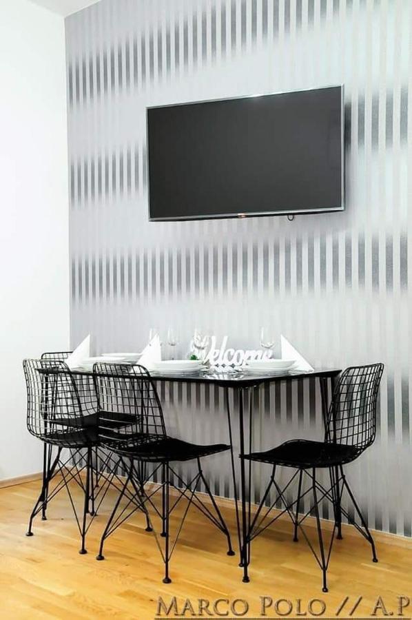 Markopolo * Vienna