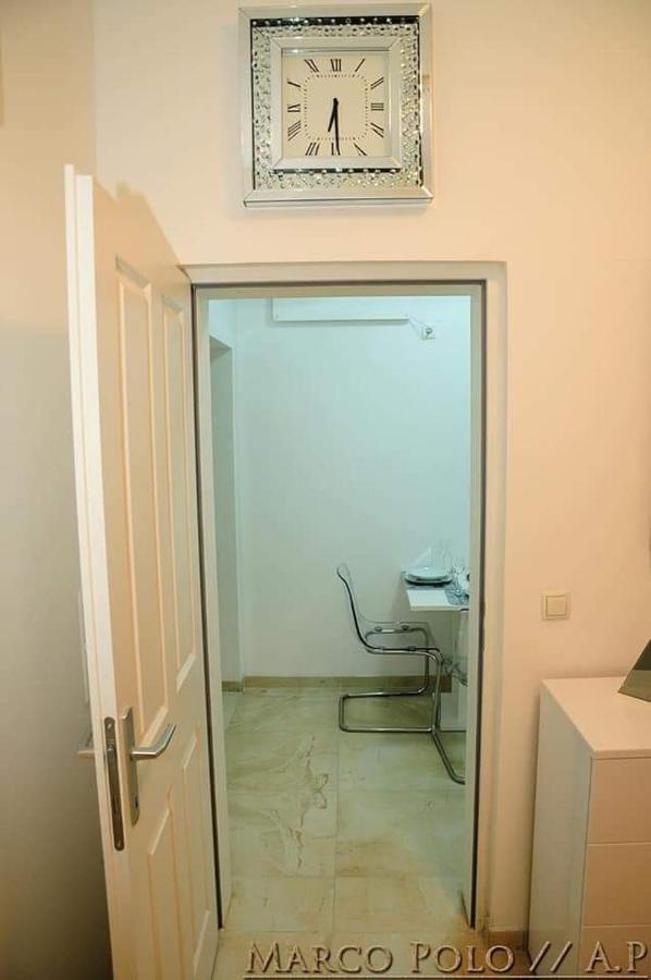 Apartment Markopolo *