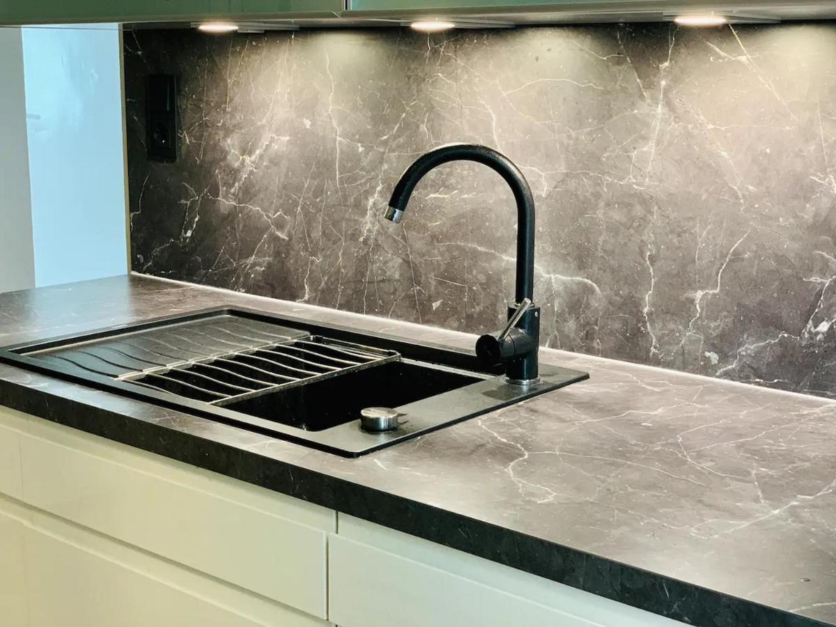 75m² At Belvedere Palace Apartment