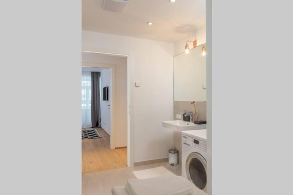 Castelligasse Apartment Vienna