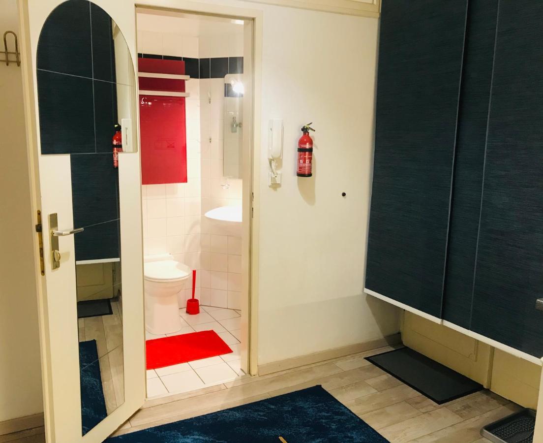 The Barts Center - Self Check-in Apartment