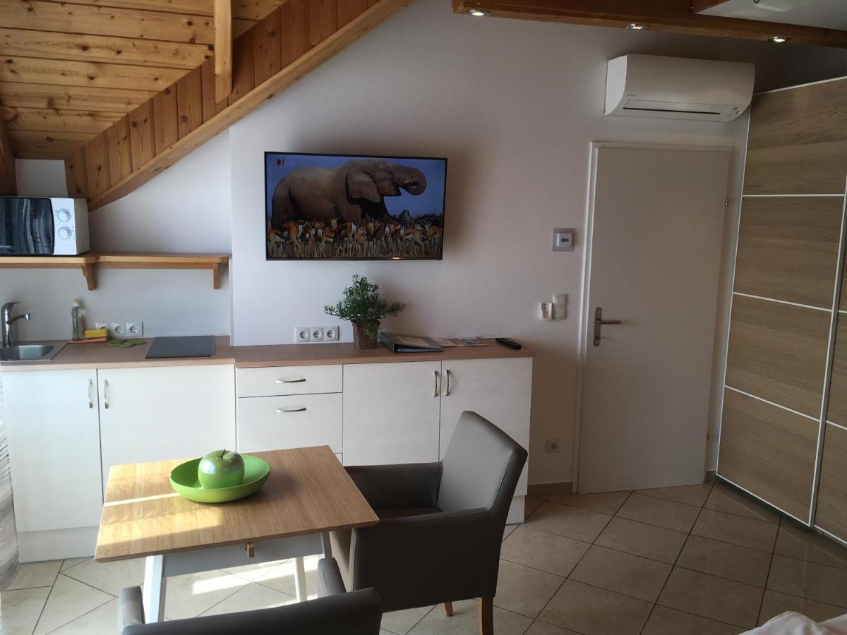 Apartment Ajo Balcony - Contactless Check-in *