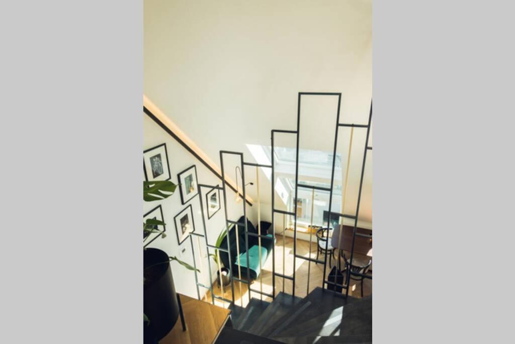 Blackriver Loft Mit Gratis Parkplatz Nahe Schoenbrunn Und U6 *