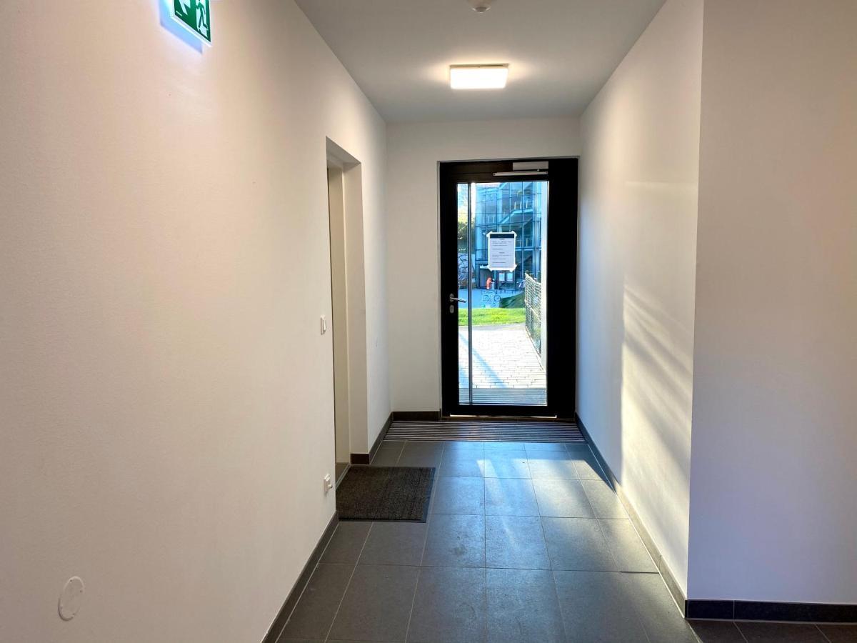 Topmodernes Sonnenwohnen Bei U-bahn Und Therme Oberlaa, 15 Min Bis Stephansplatz Apartment *