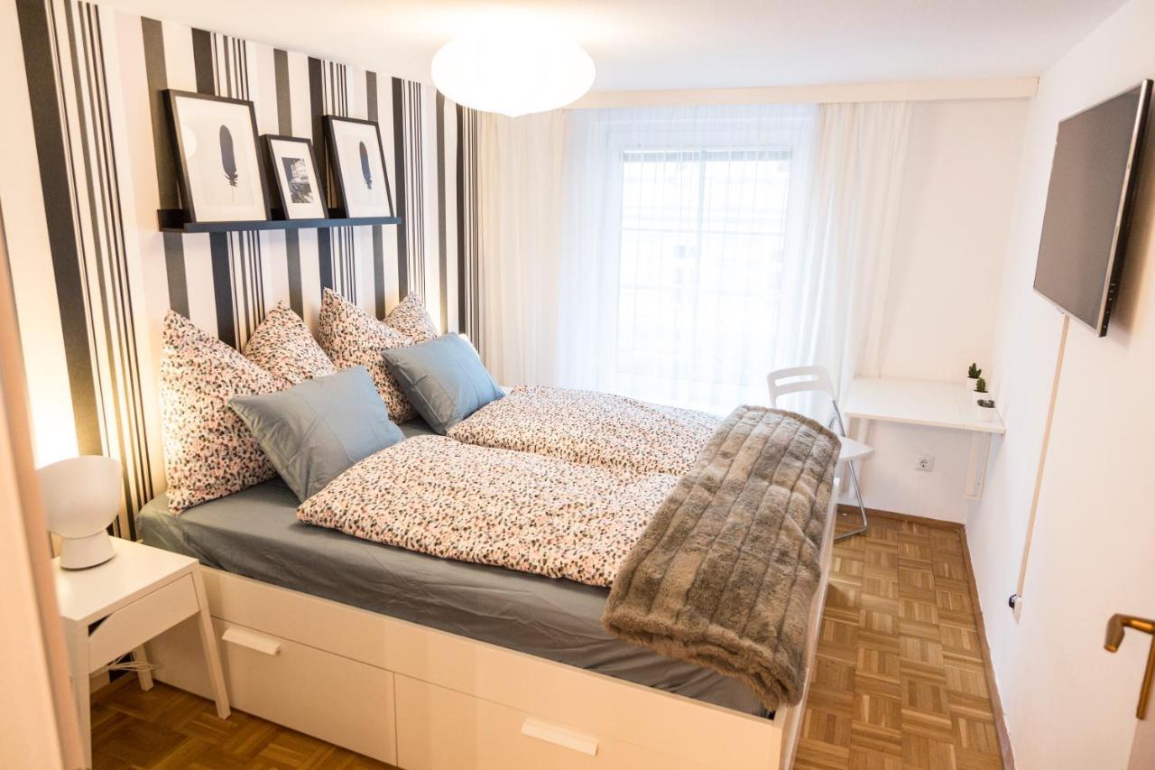 Your Cozy * 12 Min To City Center *