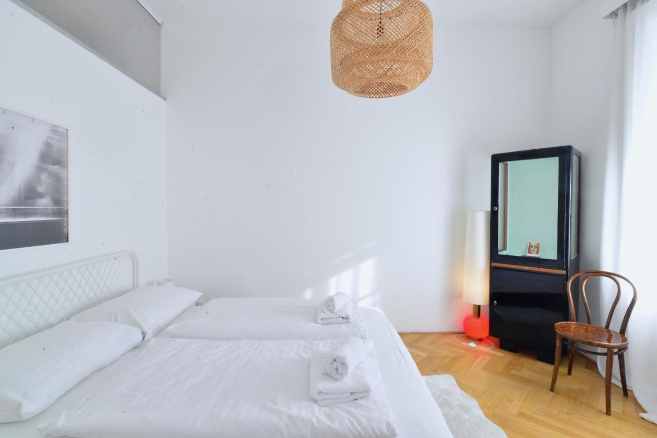 Vintage-apartment Close To Karlsplatz Il