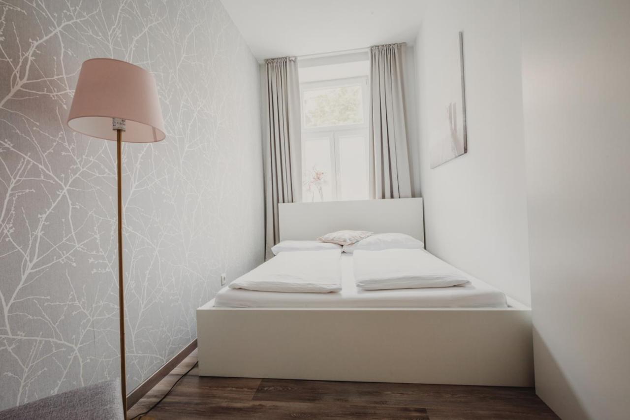 Apartment Zeus Design Sweet