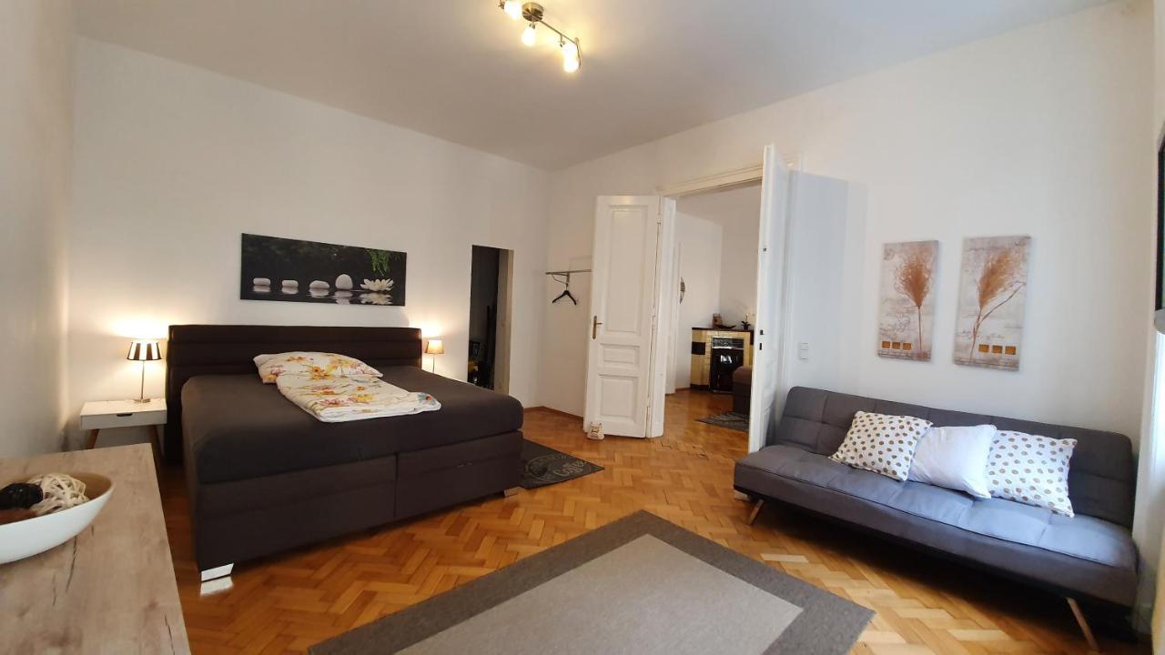 Gorgeous Viennese 10 Min To Center * Wien