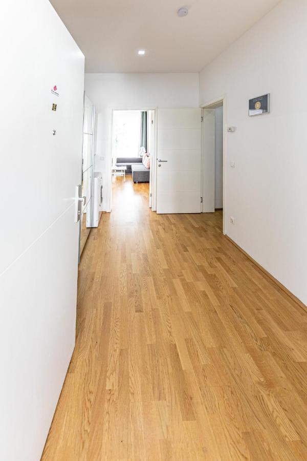 Ley Apartment *