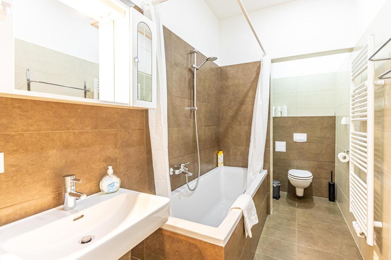 Apartment Ley
