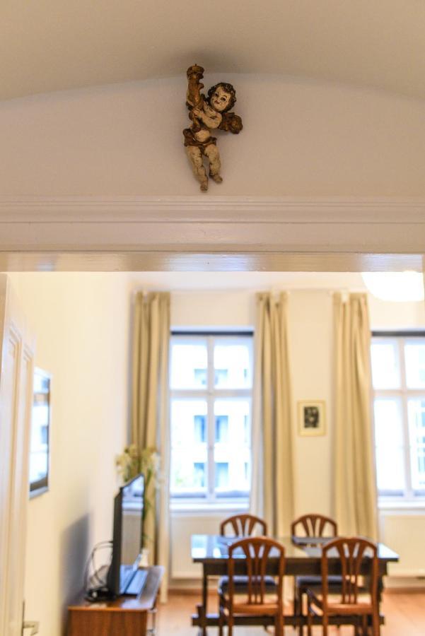 Vintage By Jr Apartment *