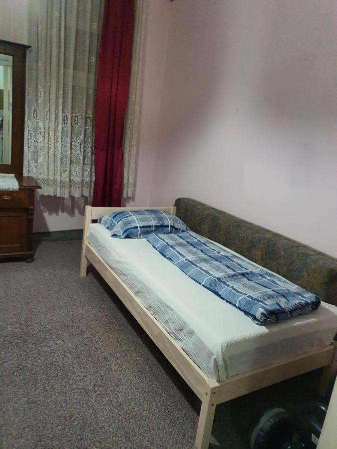 Without Bath Apartment *