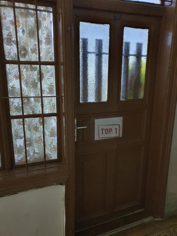 Without Bath Apartment *