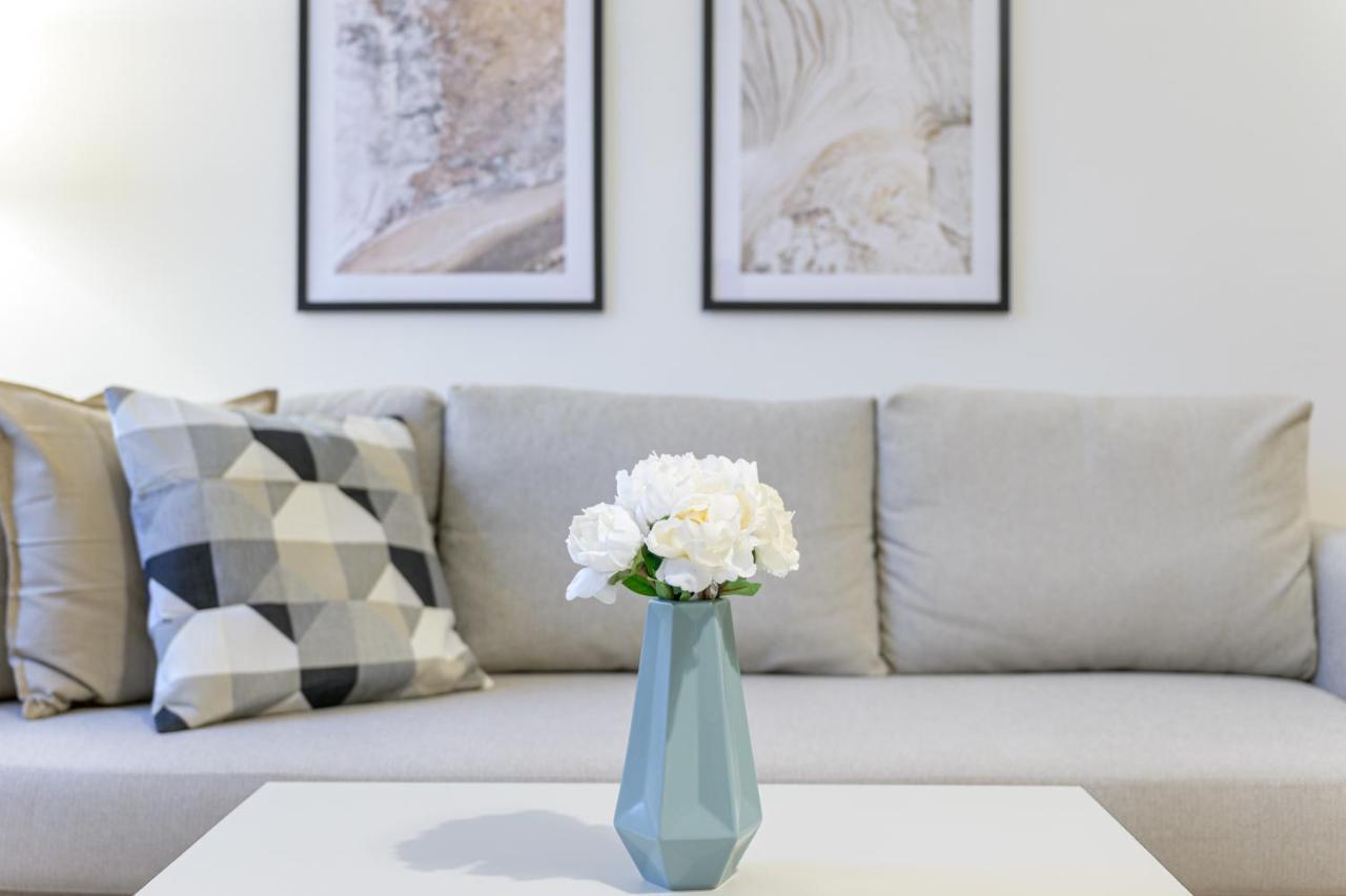 Beautiful In Vienna's Heart 1c Apartment