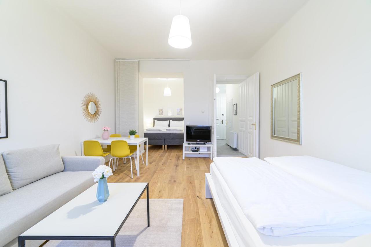 Beautiful In Vienna's Heart 1c Apartment