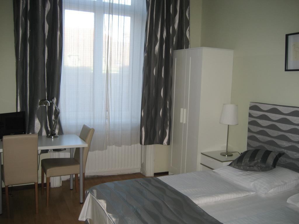 Guest house Schottentor 3*
