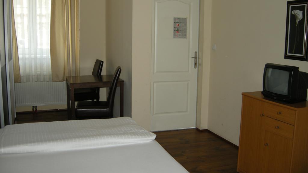 Schottentor 3*