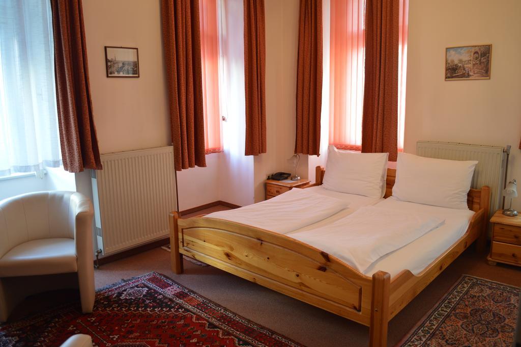 Bed & Breakfast Walzerstadt 3*