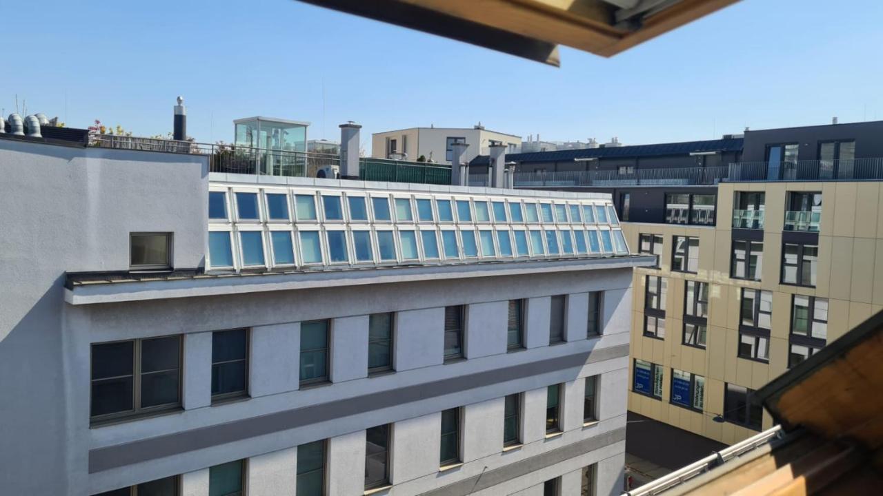 Hauptbahnhof Boutique - Virtual Reception & Self-checkin 2*