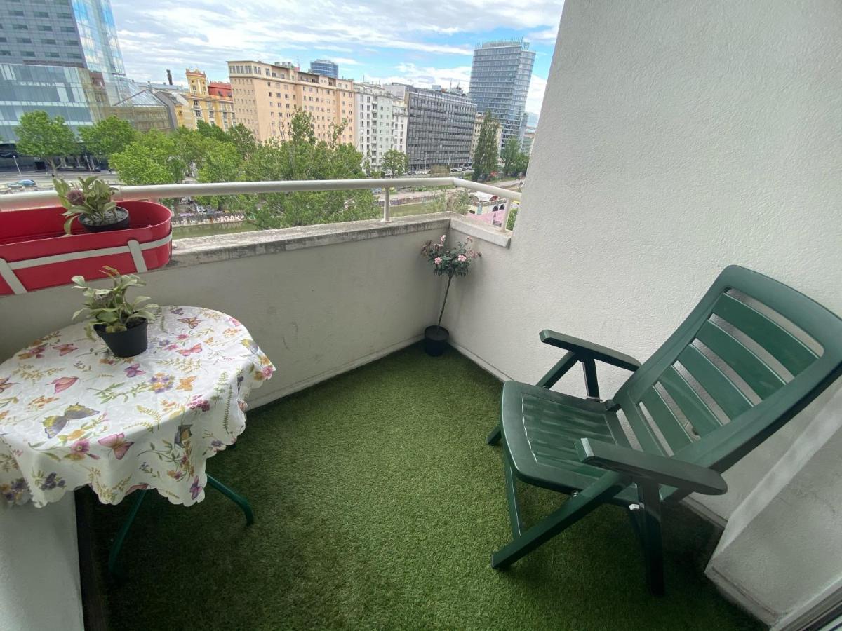 Domino Apartment