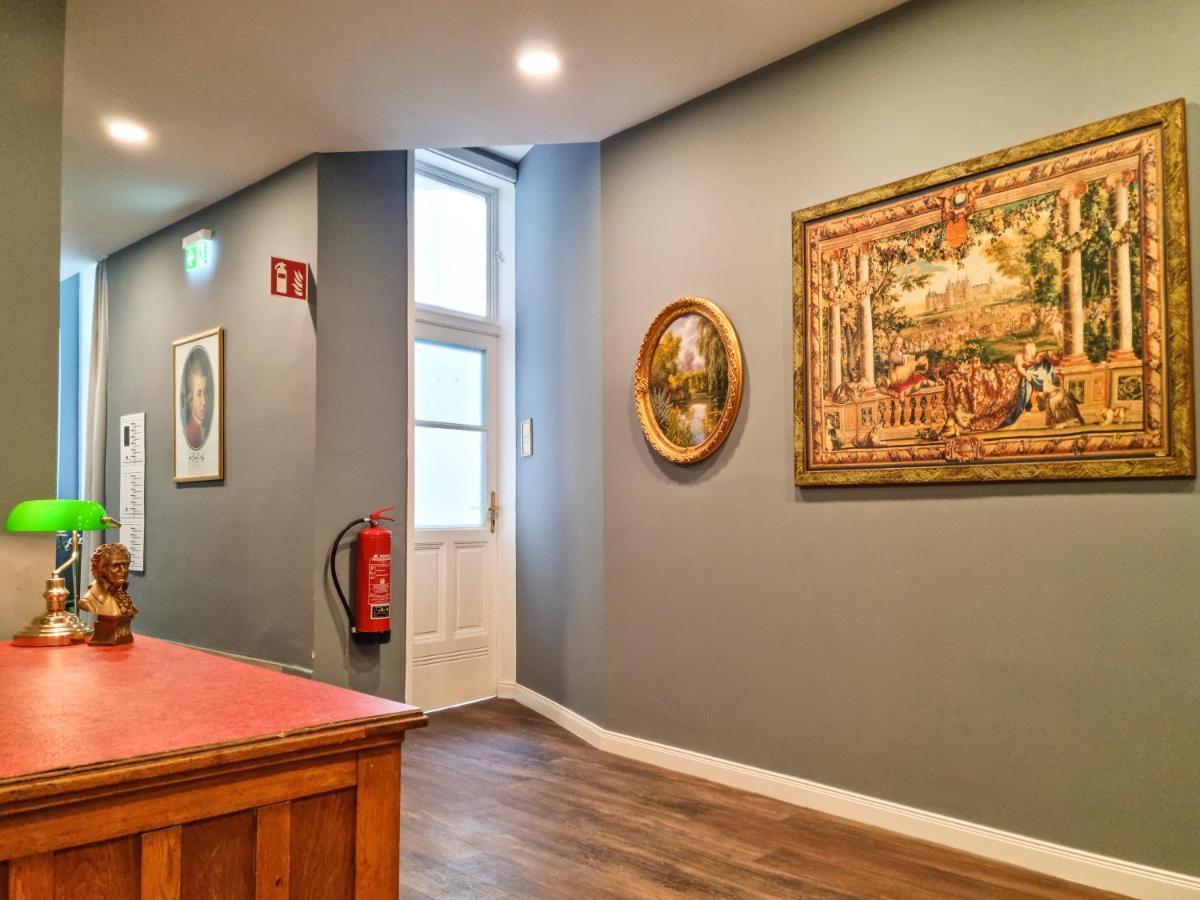 Mozart - Newly Renovated Guest house *