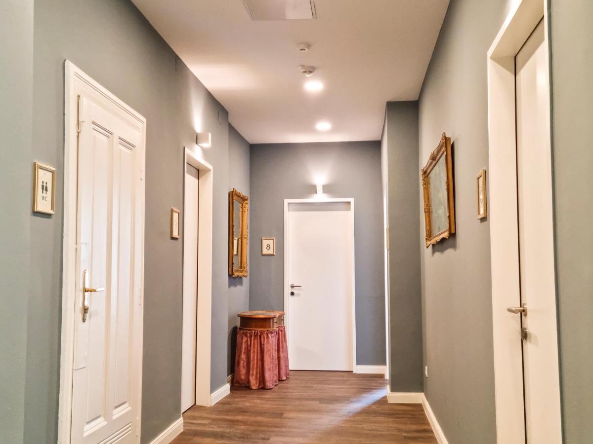 Mozart - Newly Renovated Guest house Vienna