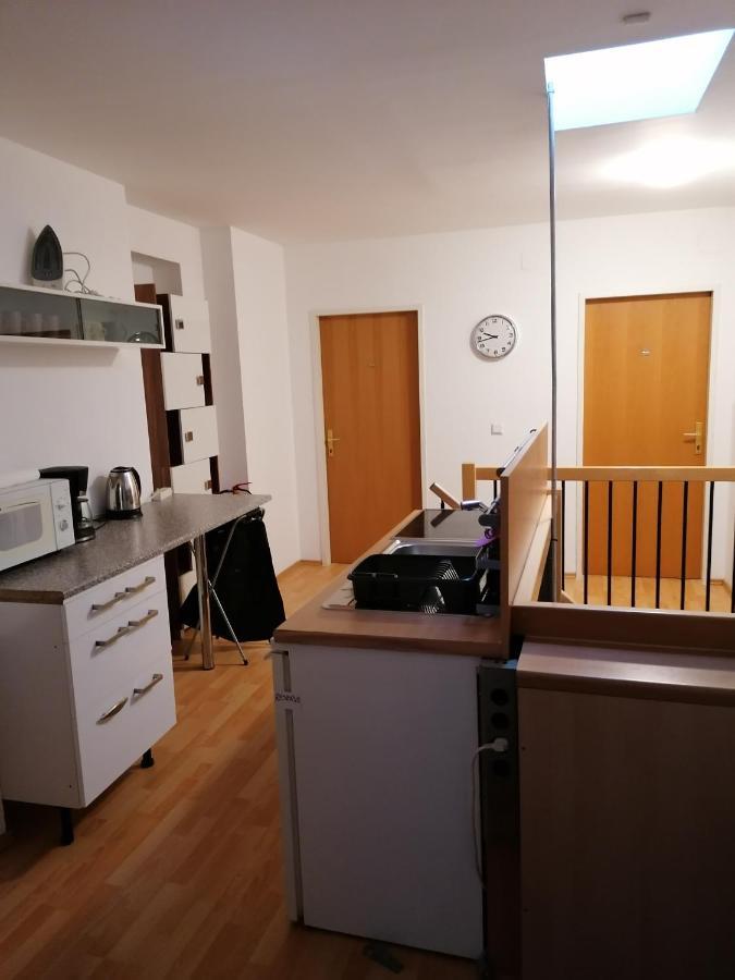 Favoriten-rooms Ostello