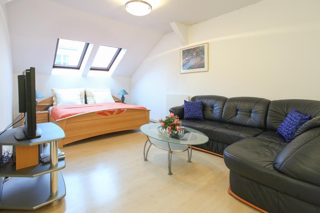 Classic Apartment I Close To Main Station I 10 Minutes To Belvedere Vienna