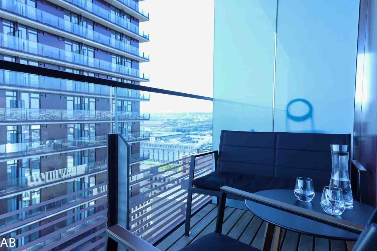 Superior & Rooftop Pool