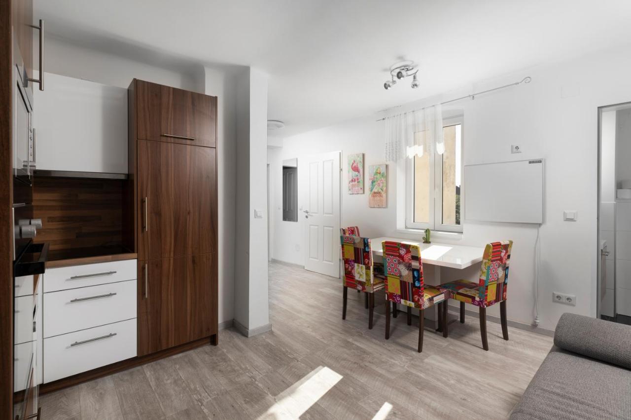 Imperial Schönbrunn - Contactless Check-in Apartment *