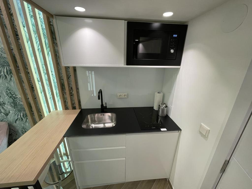 Zeus Design Mini #5a Vienna