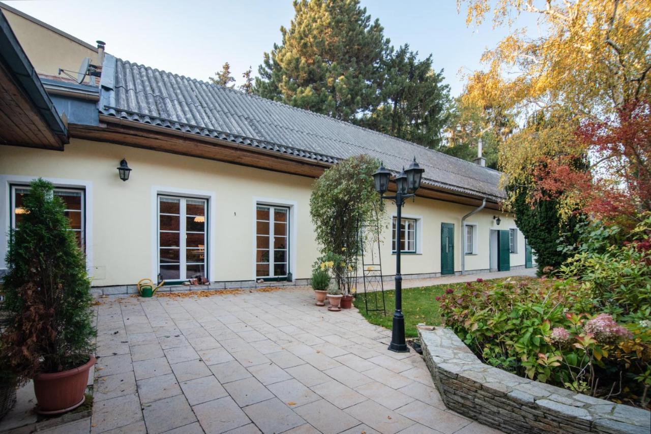 Renoviertes Mit Garten In Ruhelage
