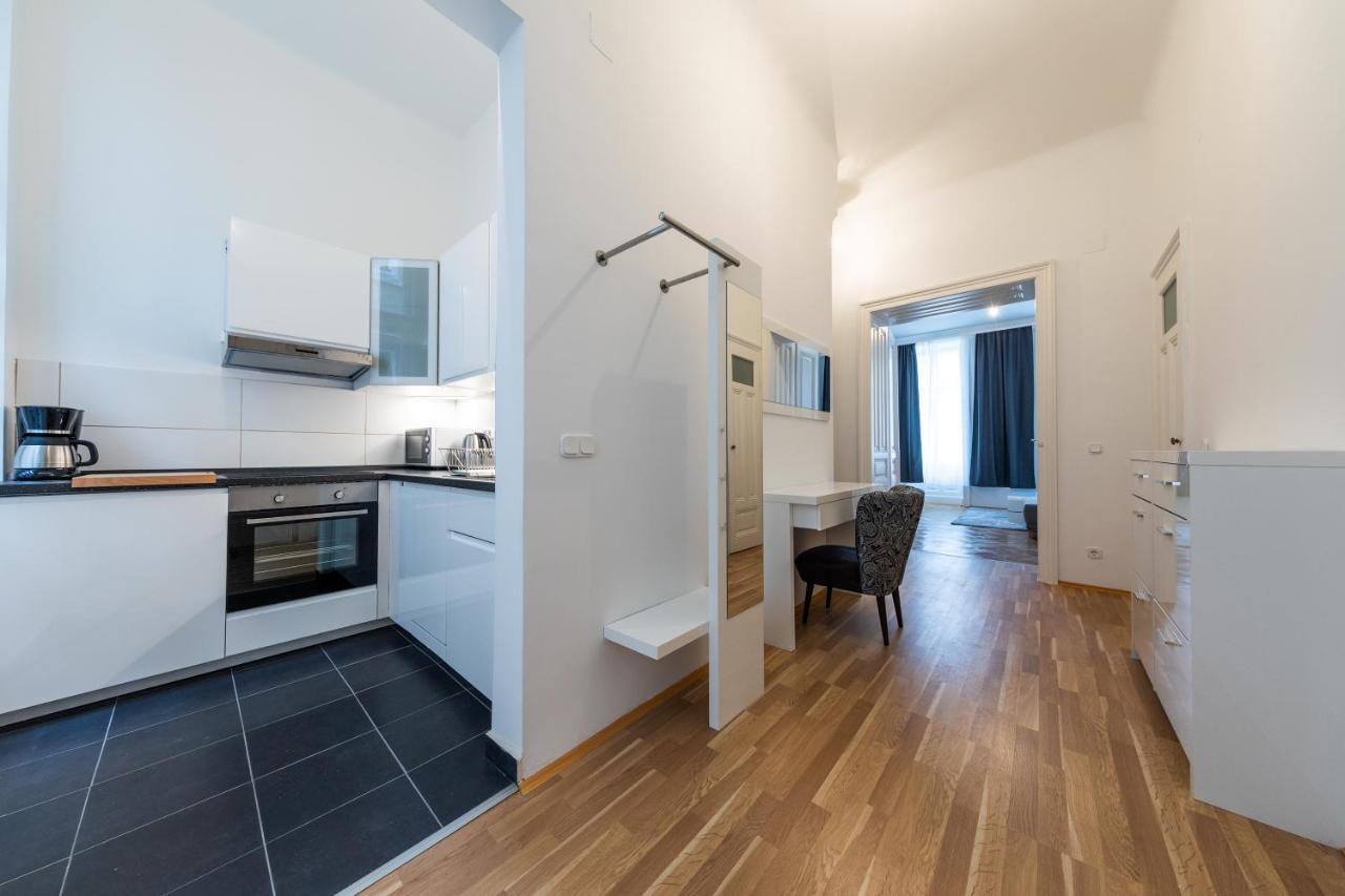 Dream Center Apartment Vienna