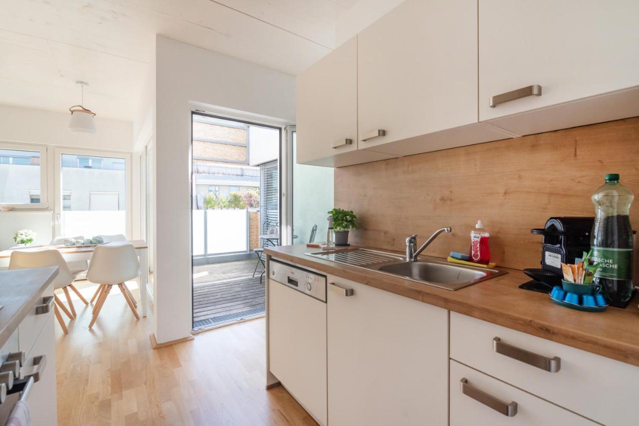 Helles, Neues Dg Mit Blick Zum Donauturm Appartamento *