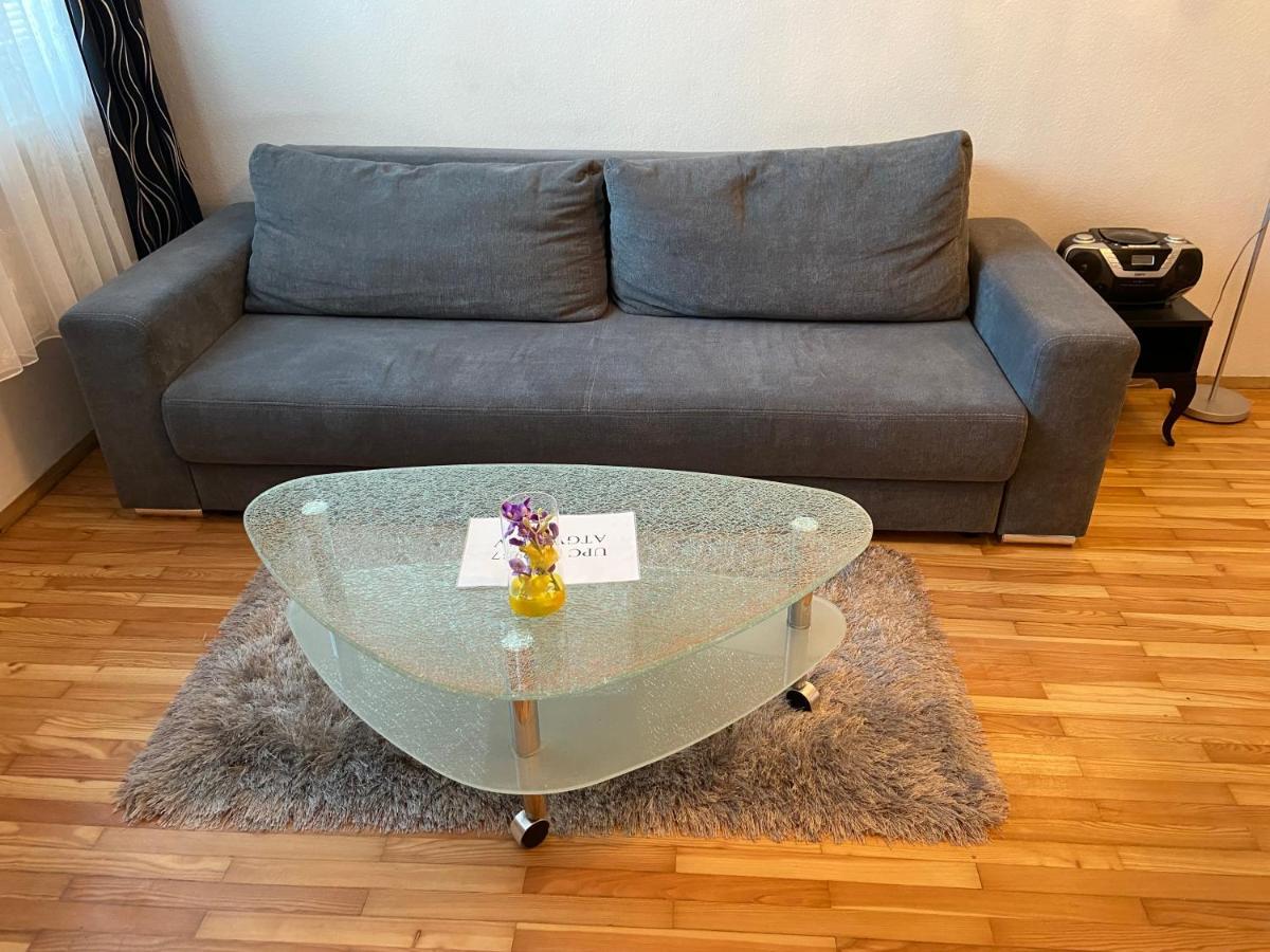 Domino Apartment