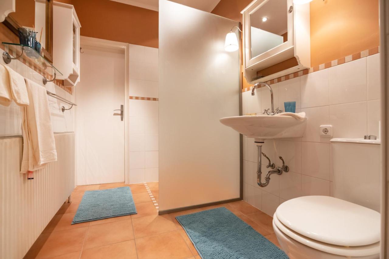 Apartment Renoviertes Mit Garten In Ruhelage *