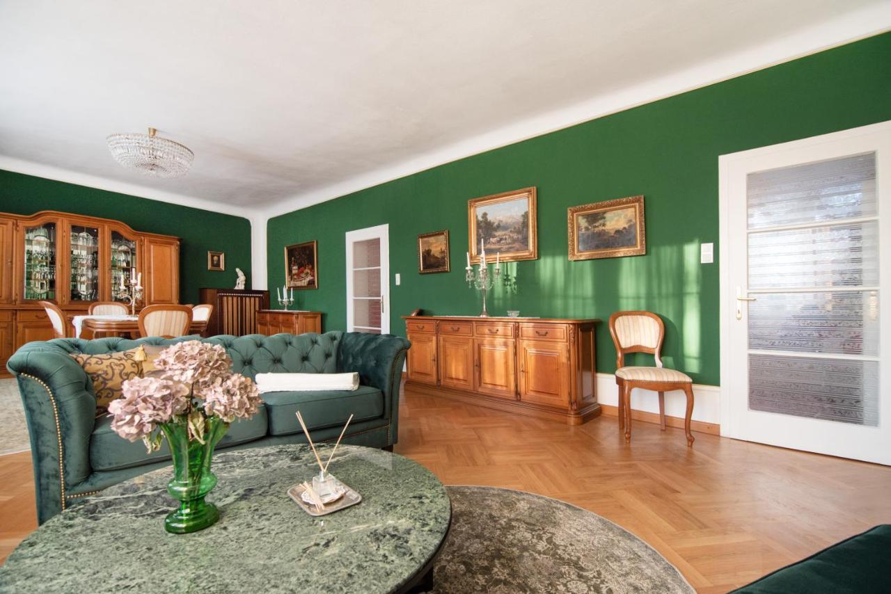 Renoviertes Mit Garten In Ruhelage *