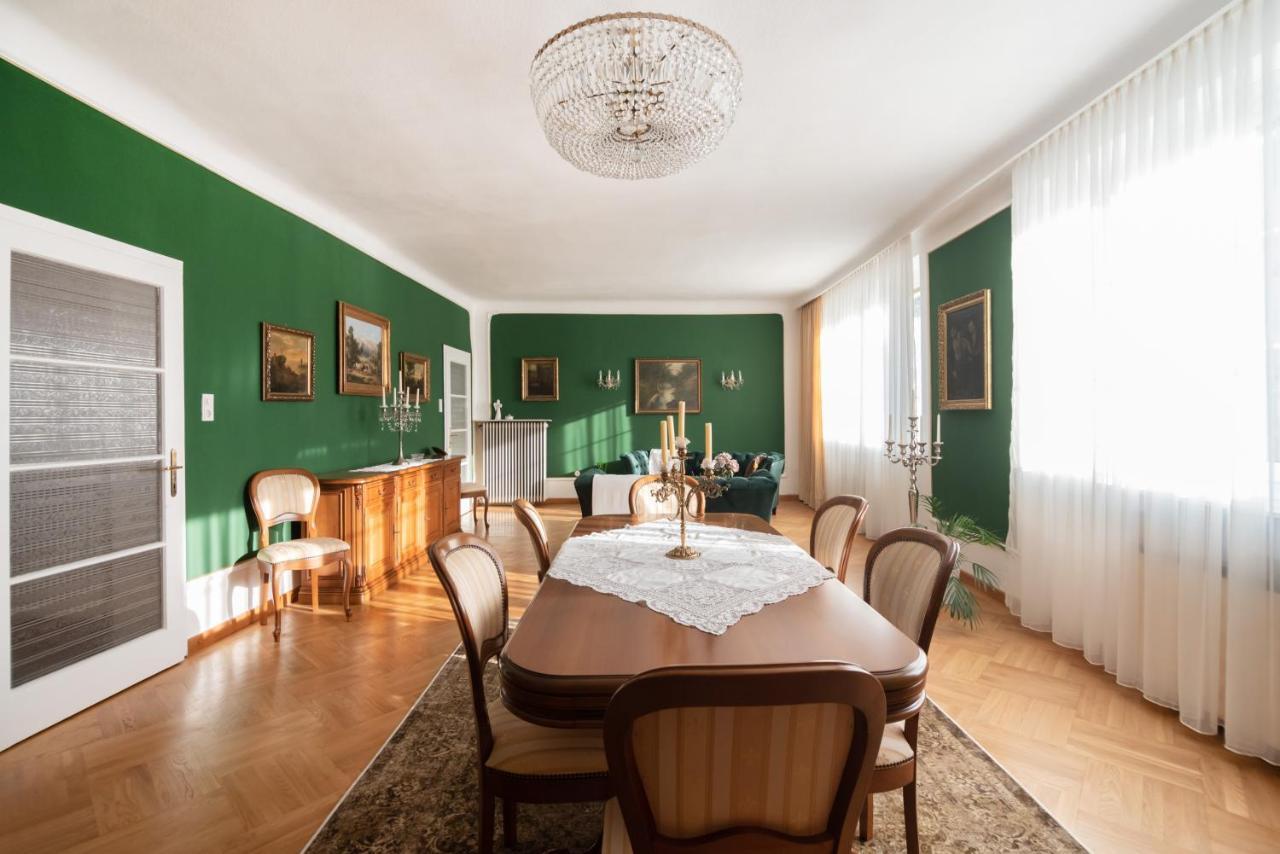 Renoviertes Mit Garten In Ruhelage *
