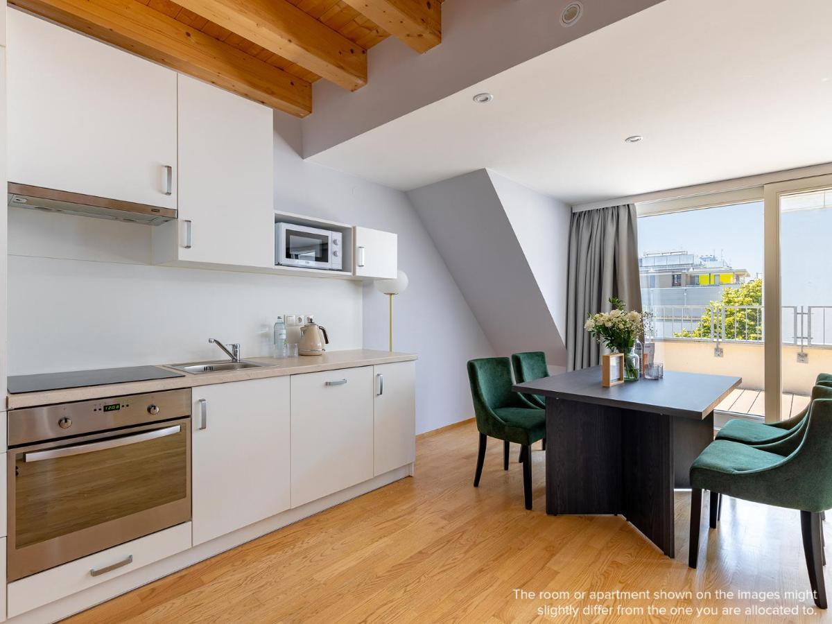 Aparthotel Numa Strauss 3*