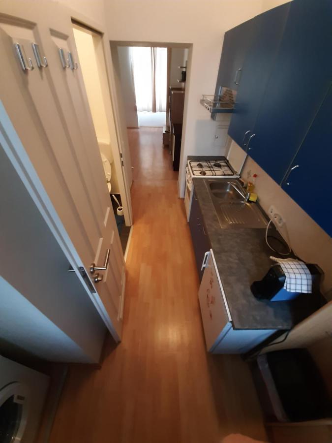 Monteapartments Belvedere 10 Minutes To Downtown Apartment