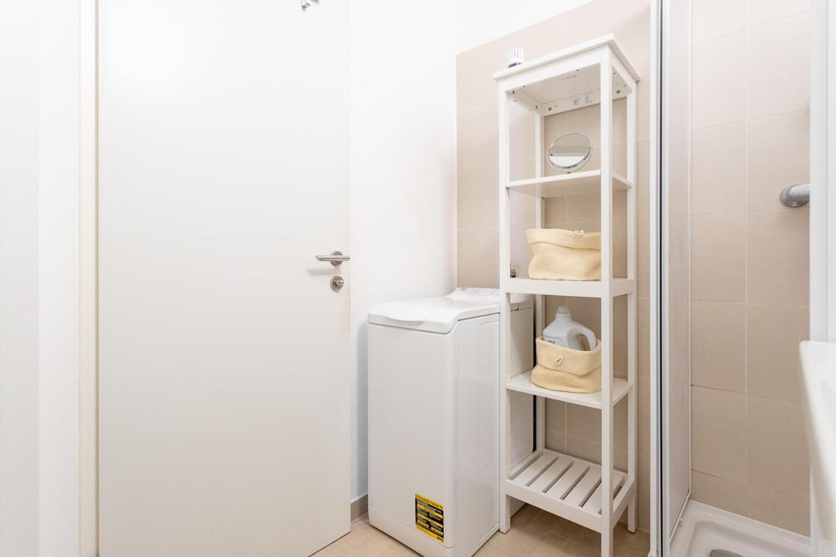 Apartment New Shalalaliving - Lovenest Or Workspace Near Schoenbrunn Bg