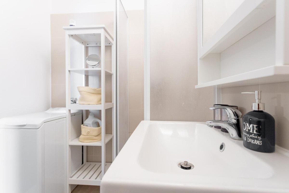 Apartment New Shalalaliving - Lovenest Or Workspace Near Schoenbrunn Bg Vienna