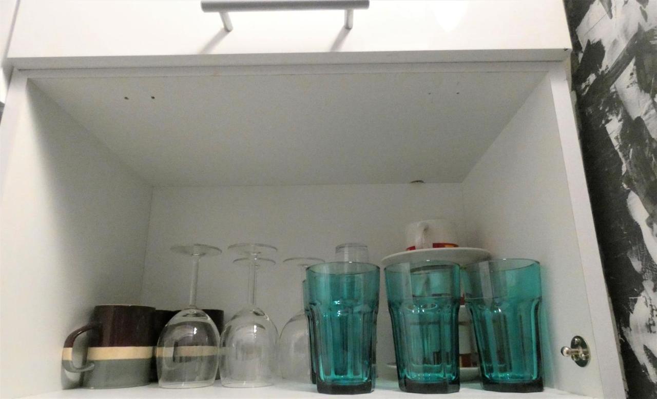 Msq Diana - 10 Min From Center - Free Coffee And Tea - High Speed Internet Apartment