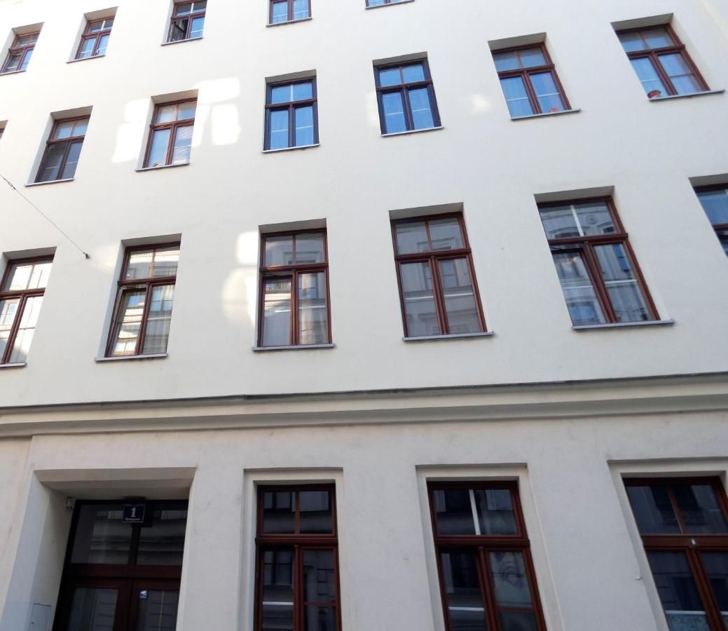 Msq Diana - 10 Min From Center - Free Coffee And Tea - High Speed Internet Apartment Vienna