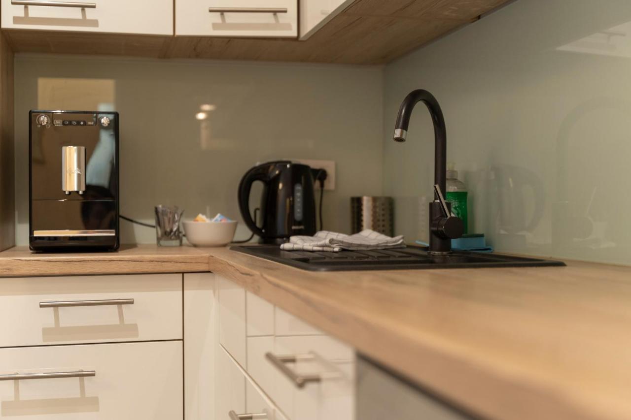 Karl I Levestate Apartamento