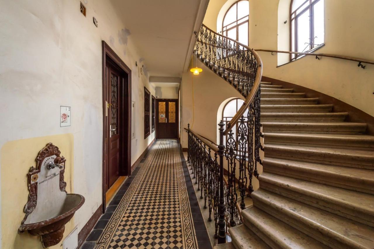 Imperial Schoenbrunn Apartment