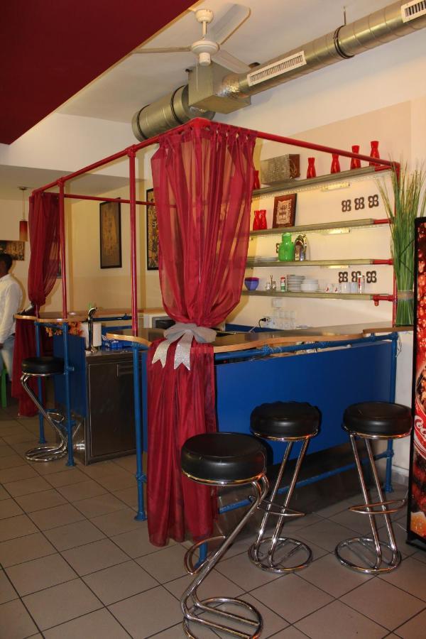 Westend Hostel *