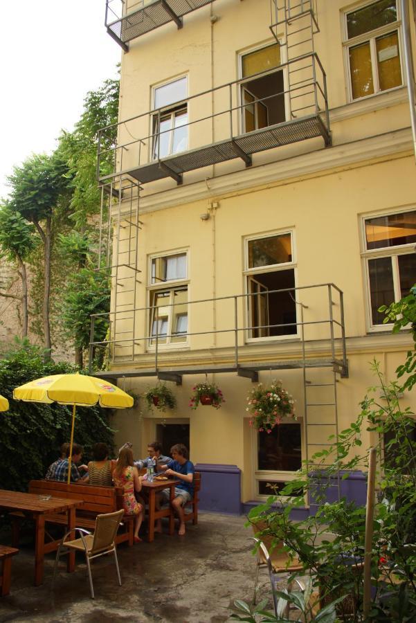 Westend Hostel