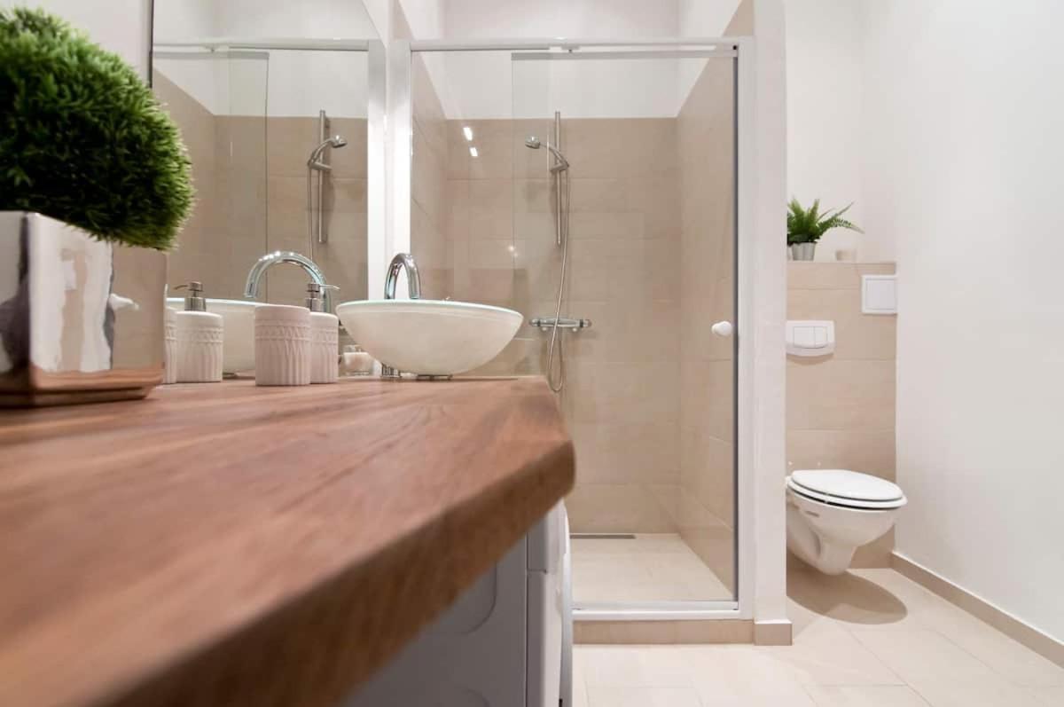 ⍟luxurious And Bright⍟ 5 Min Walk To City Center Wien