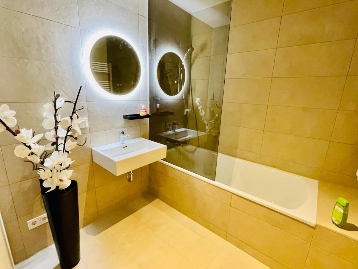 Apartment Royal Swan Skyline,